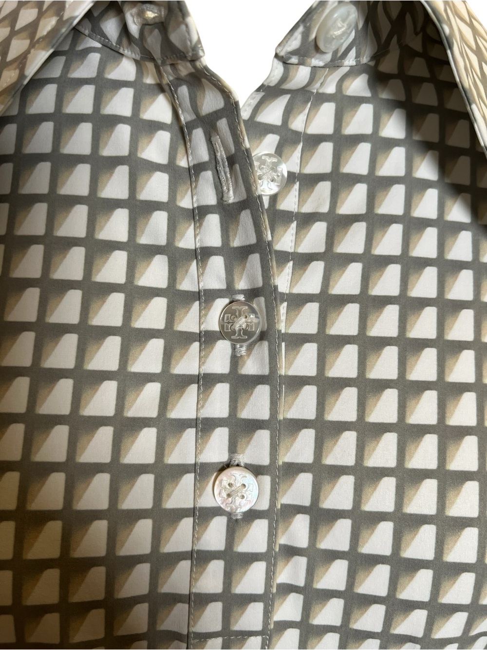 Tory Burch Stretch Golf Pleated Shirt Dress in Grey Gradient Gingham Size 6 - Picture 2 of 15
